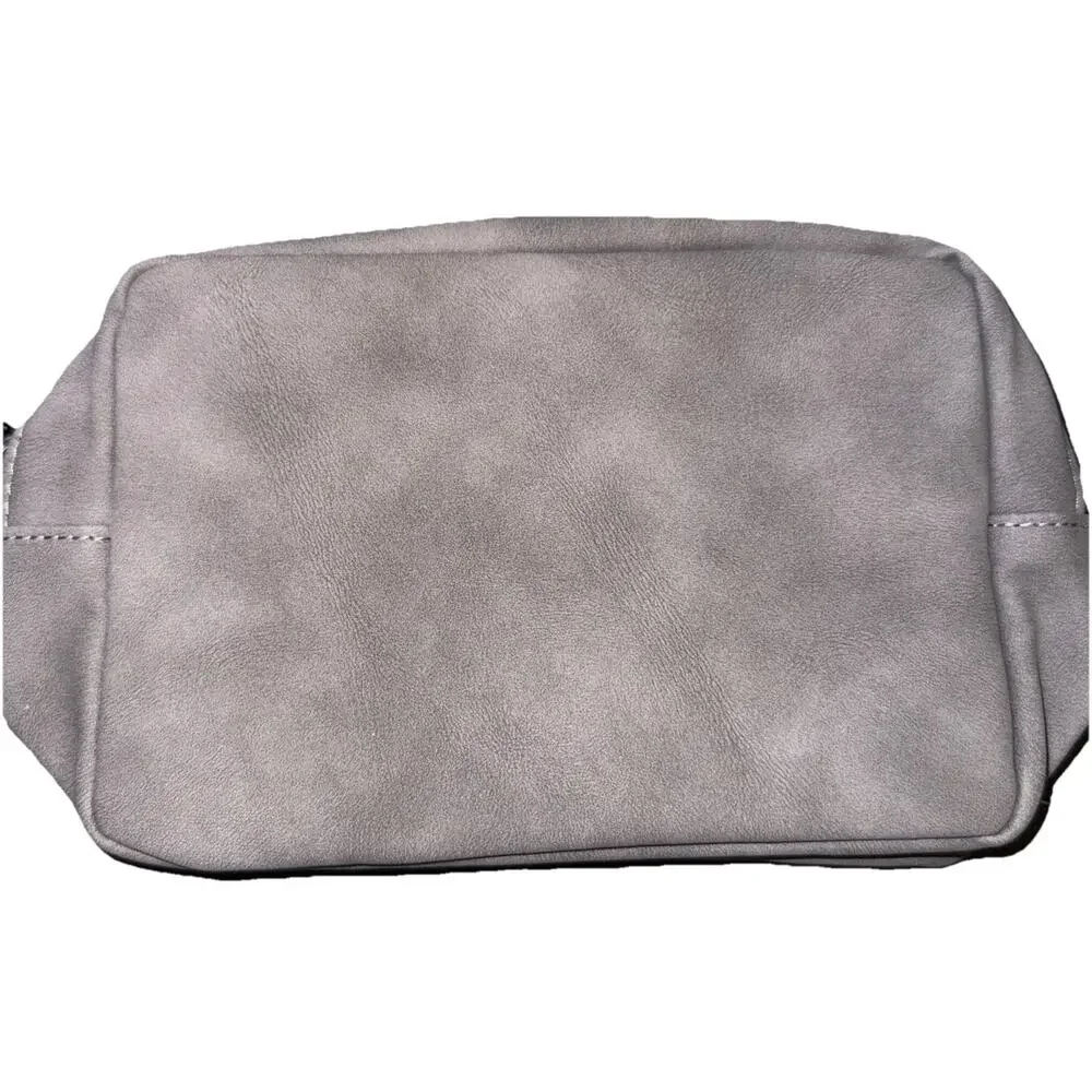 NWT Faux Suede Zip Tech Case With Inside Mesh Pockets And Heavily Padded Sides